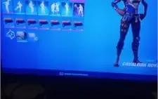 Conta top S2 com 170 Skins e stw luxo,130.