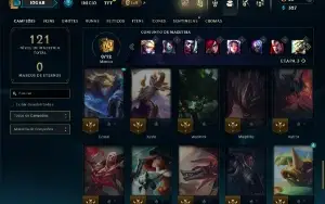 Unranked com 50 Champs e 21 Skins ( MID / JG / TOP )