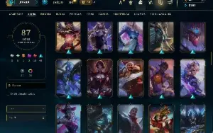 Esmeralda 2 com 85 Champs e 87 Skins ( JG / TOP / MID )