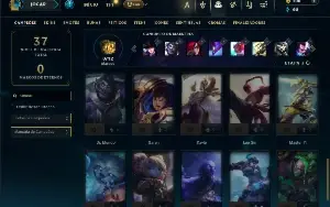 Unranked com 35 Champs e 10 Skins