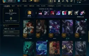 Unranked com 35 Champs e 10 Skins