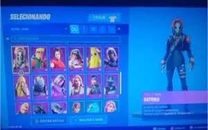 CONTA season 8 + 16 Skins comprada + machado doce