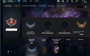 Conta prata 4 com 70 Champs e 33 Skin + RYZE TRIUNFANTE RARA