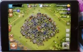 CV 10 com 9867 gemas