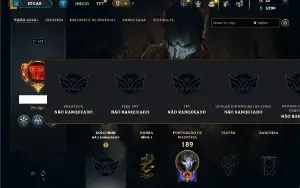 Unranked com 50 Champs e 27 Skins