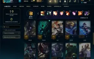 Unranked com 32 Champs e 4 Skins