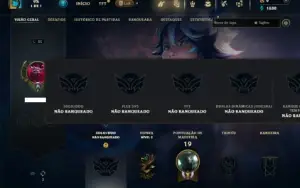 Unranked com 32 Champs e 4 Skins