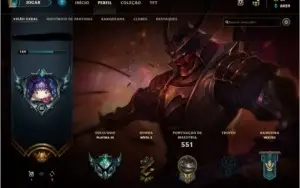 Conta Platina 3 no elo atual, possui várias skins TOP.