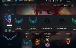 Platina 3 com TODOS os champs e 555 Skins + 400 Cromas