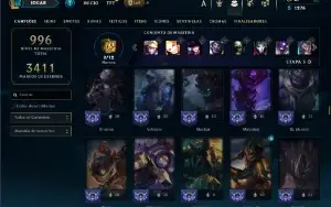 Platina 3 com TODOS os champs e 555 Skins + 400 Cromas
