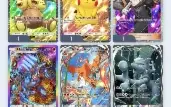 Pokémon TCG Pocket - Mewtwo, Charizard e Pikachu COROA