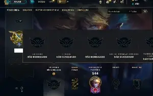 Unranked com TODOS os champs e 102 Skins ( MONO ADC )