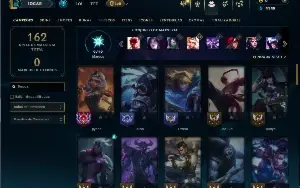 Esmerlada 1 com 60 Champs e 17 Skins +5 Vitoriosas