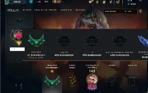 Esmerlada 1 com 60 Champs e 17 Skins +5 Vitoriosas