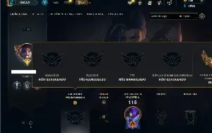 Unranked com 45 Champs e 10 Skins ( ADC / JG )