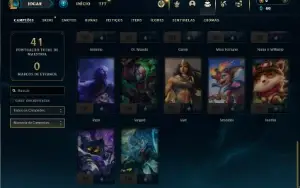 Mestre com 35 Champs e 4 Skins + 9 Fragmentos