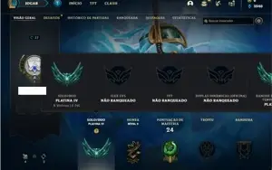 Conta platina 4 com 29 Champs e 4 Skins