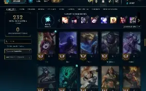 Unranked com 80 Champs e 42 Skins
