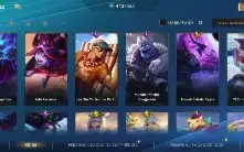 Conta com mais de 440 skins.