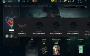 Unranked com 125 Champs e 180 Skins ( TOP / MID / JG )