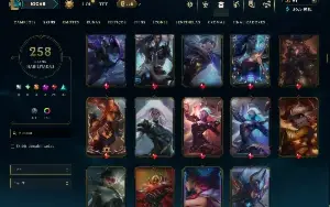 Platina 2 com TODOS os Champs e 258 Skins ( MONO ADC )