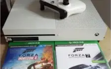 Xbox one S 500gb+2 jogos