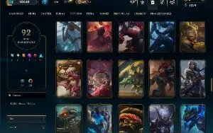 Bronze 4 com 120 Champs e 92 Skins ( ADC / JG )