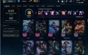 Platina 4 com 140 Champs e 143 Skins ( ADC / MID / TOP )
