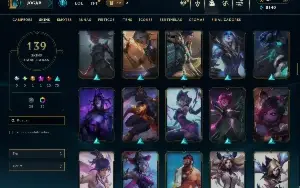 Unranked com 135 Champs e 139 Skins
