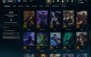 Platina 1 com 60 Champs e 50 Skins + 3 Espolios