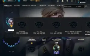 Unranked com 90 Champs e 76 Skins