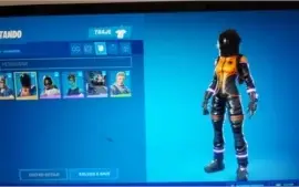 Conta fortnite com skins e itens raros