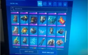Conta fortnite com skins e itens raros