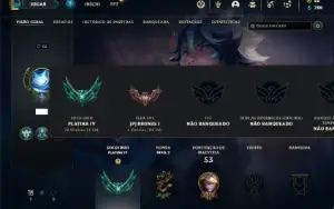 Conta platina 4 com 40 Champs e 9 Skins + 6 Fragmentos