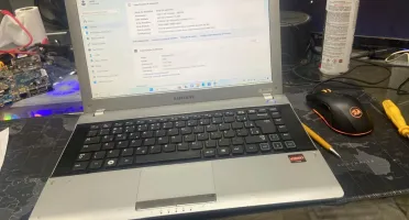 Note Book Samsung Rv415