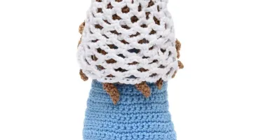 Virgem Maria em amigurumi