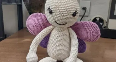 Amigurumi Borboleta Cristal tamanho 50 cm