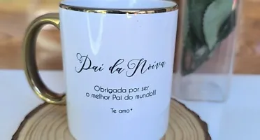 Caneca com Borda e Alça Douradas Personalizada