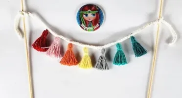 Topo de Bolo Mini Guirlanda de Tassels