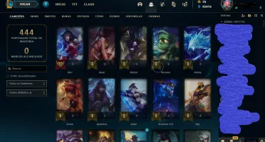 Vendo conta League of Legends com 99 skins