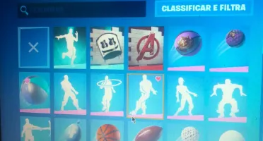 Fortinite (Conta Rara, Com Skins Do Passe 5,7 E 8