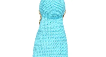 Nossa Senhora em Amigurumi com Manto Azul Céu