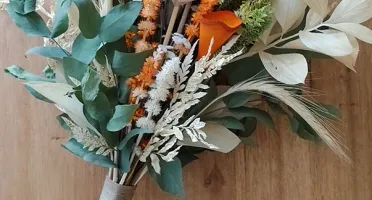 Buque com flores desidratadas - Laranja