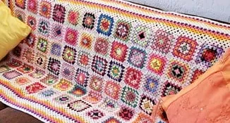 Manta em Crochê Multicolorida