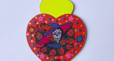 Enfeite de Parede Catrina Vermelha
