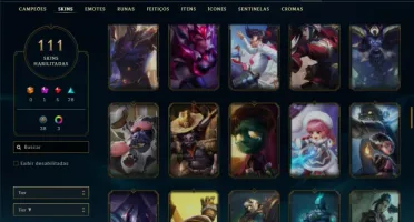 Conta ouro 4 com TODOS os champs e 111 Skins + 7 Vitoriosas