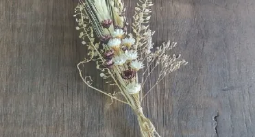Mini Buquê com Sorgo, Trigo e Sempre-viva para Convites