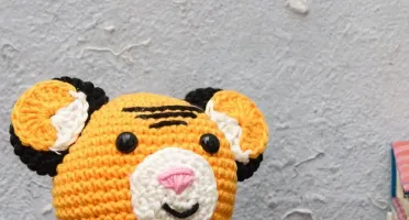 Tigre bola em amigurumi