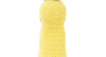 Nossa Senhora com Manto Amarelo em Amigurumi