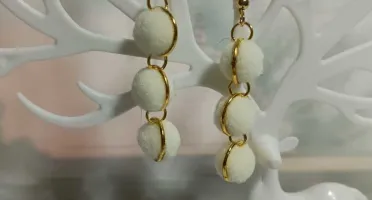 Brincos Artesanais de Pompom